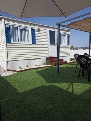 Mobile Home, 2 chambres, fumeur, piscine privée | Vue depuis l’hébergement