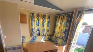 Mobile Home, 2 Bedrooms, Smoking, Private Pool | Dining - La Gobita Conil de la Frontera (Conil de la Frontera)
