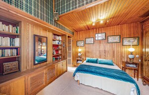 6 soverom, strykejern/-brett, reiseseng for barn og wi-fi (inkludert)