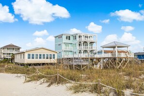 Exterior - The Ocean Rose - Classic Dog Friendly Beachfront Gem with Large Sunroom and Outdoor Deck (Oak Island)