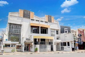 施設の正面