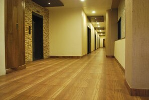 Lobby - Hotel Vijya laxmi Rooms and Banquet Hall (Surat)