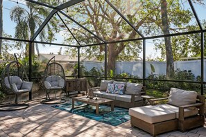 Property grounds - 4 Br Bradenton Home~Private Pool, Outdoor Bar, W/D (Bradenton)