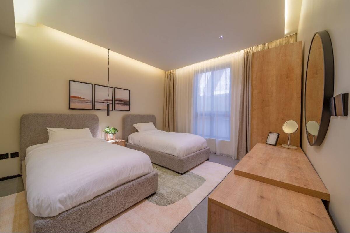2 bedrooms, individually decorated, individually furnished