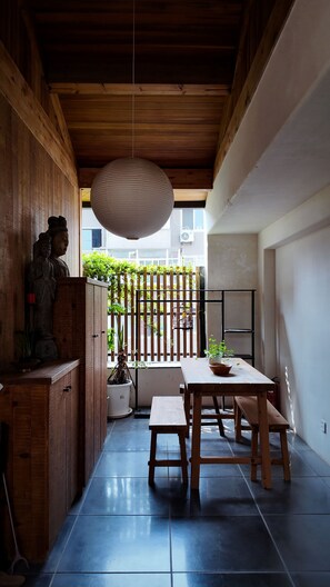 Terrace/patio