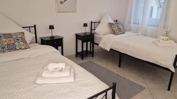 4 Schlafzimmer, Schreibtisch, kostenloses WLAN, Bettwäsche