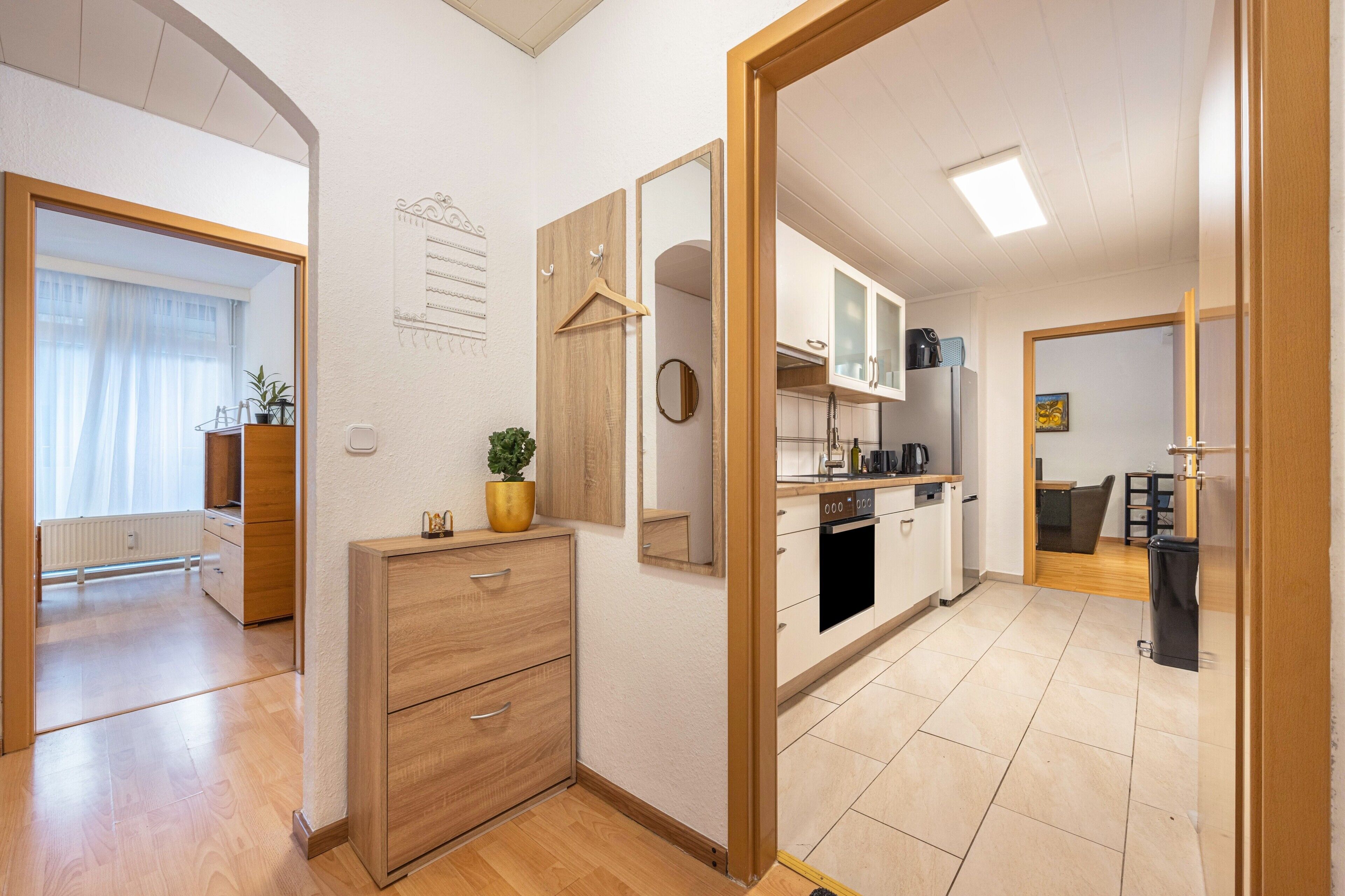 Kühlschrank, Ofen, Herdplatte, Geschirrspüler