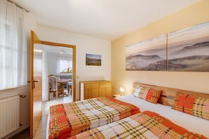 2 chambres, bureau, Wi-Fi gratuit, draps fournis