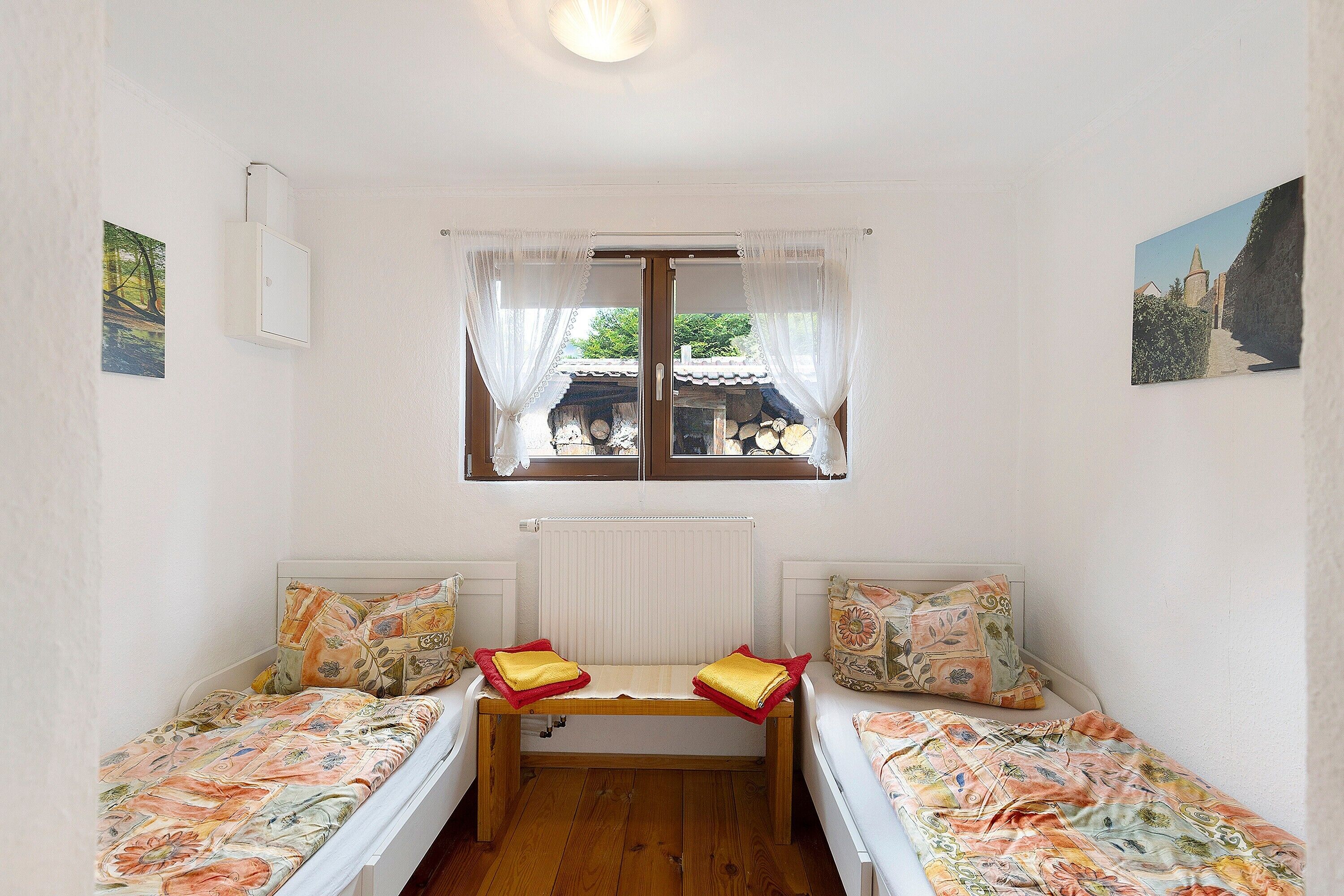 2 Schlafzimmer, Bügeleisen/Bügelbrett, Bettwäsche