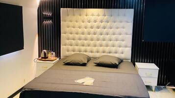 Luksus-studiosuite | Skrivebord for bærbar PC og wi-fi (inkludert)