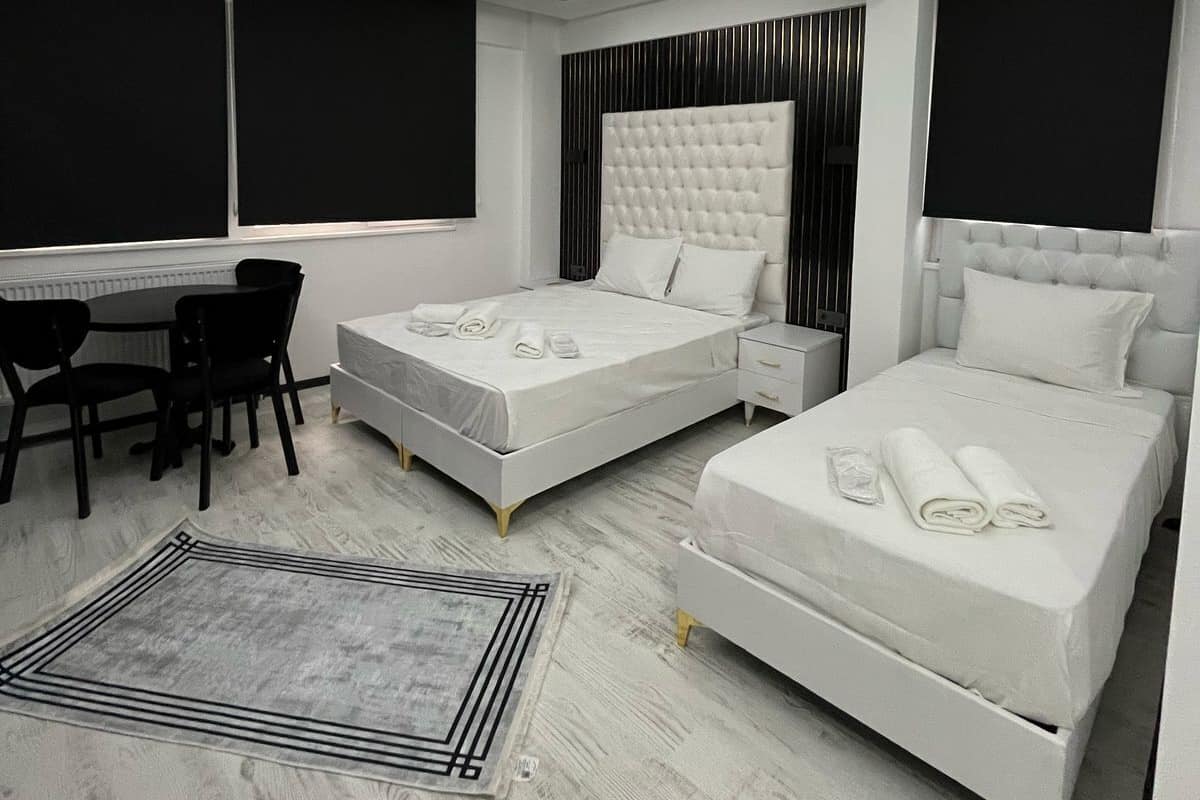 Business Twin Room, City View | Laptop workspace, free WiFi