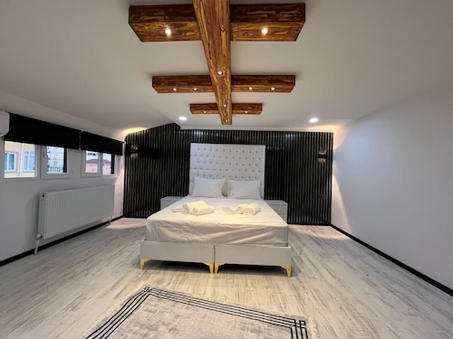 Montenegro Suit Hotel