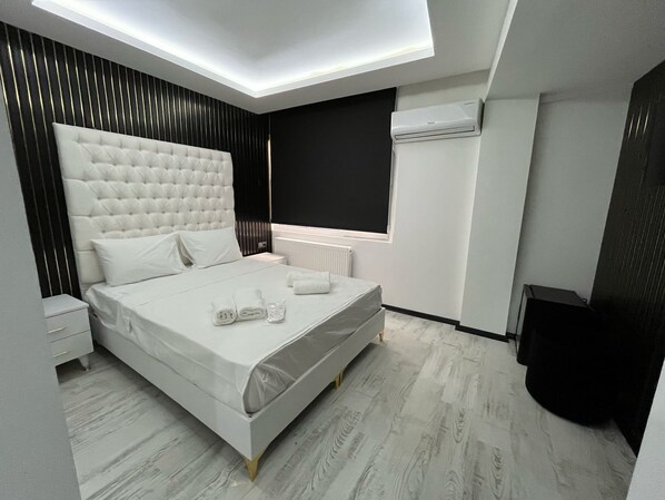 Superior Room, City View | Laptop workspace, free WiFi