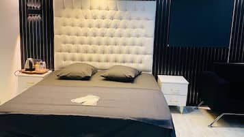 Luksus-studiosuite | Skrivebord for bærbar PC og wi-fi (inkludert)