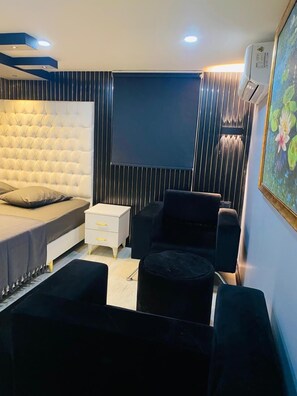 Luxury Studio Suite | Laptop workspace, free WiFi - Montenegro Suit Hotel (Eyup)