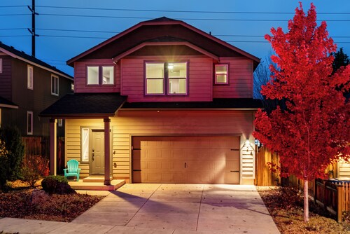 Old Mill Getaway by AvantStay | Private Backyard w/ Hot Tub