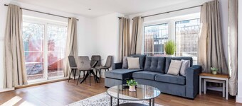 2 Bed Apartment Near Trent Bridge and City Ground