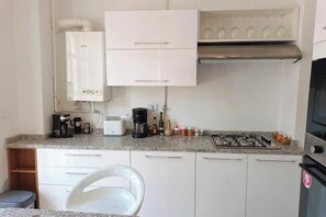 Private kitchen - Luxurious apartment with sea view in La Marsa  (Marsa)