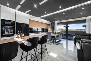 Panoramic Villa | Private kitchen | Full-sized fridge, microwave, oven, stovetop - Resort Travera (Privlaka)