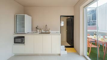 2 bedrooms, soundproofing, free WiFi