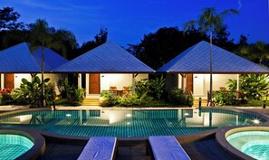 Rom, resort-utsikt | Blendingsgardiner, ekstrasenger (mot et tillegg) og wi-fi (inkludert)