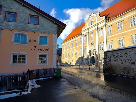 Front of property. Gasthaus Torwirt