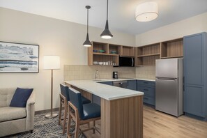 Room - Candlewood Suites Mesa Phoenix East by IHG (Mesa)