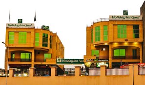 Mặt tiền nơi lưu trú