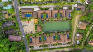 Front of property - SeToVa Naiharn Grand Pool Villa, Rawai (Rawai)