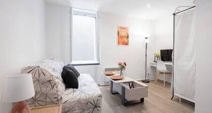 Le Champs Elysées - à 2 pas de la gare, Le Champs Elysées - à 2 pas de la gare