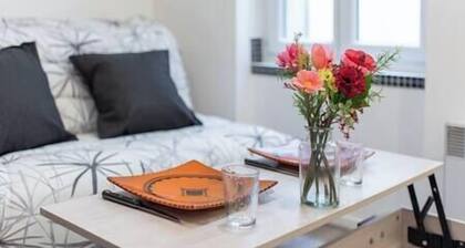 Le Champs Elysées - à 2 pas de la gare, Le Champs Elysées - à 2 pas de la gare