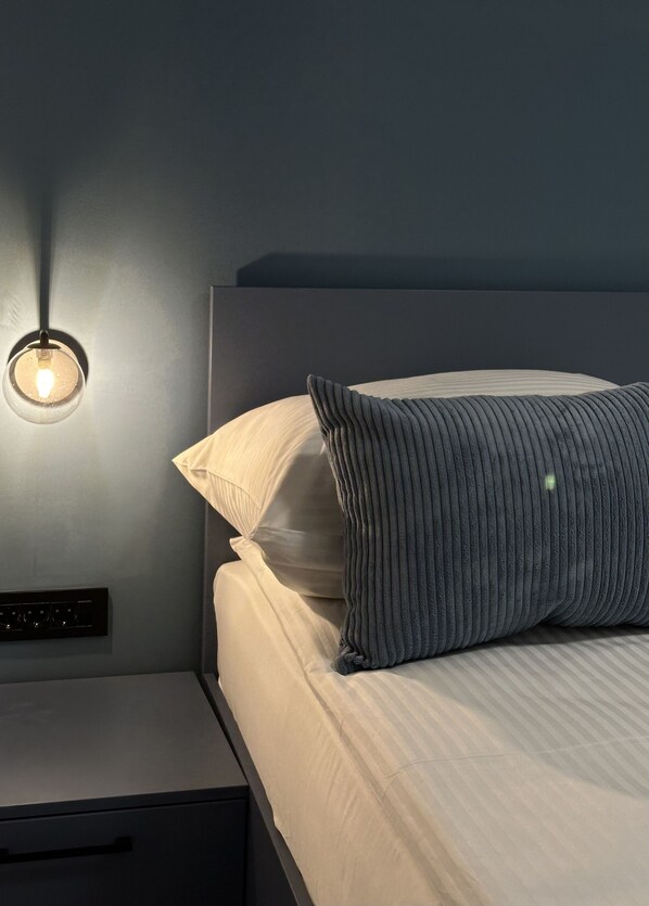 Deluxe Double Room, Courtyard View