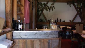 Bar (in der Unterkunft)