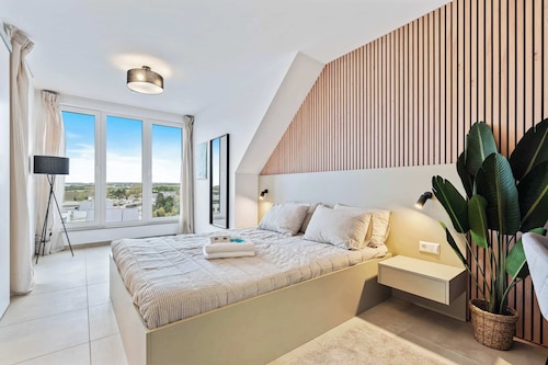 Premium Coliving for Professionals and Travelers Alike