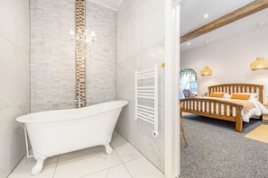 Hair dryer, towels, soap, toilet paper - Apartment 1, Eclectic boho oasis. (Boston)