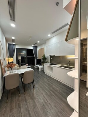 Classic Apartment, 1 Bedroom | Free WiFi