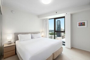 1 chambre, bureau, fer et planche à repasser, accès au Wi-Fi (inclus)