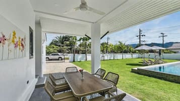 Villa - 3 soveværelser - handicapvenligt - balkon | Udendørs spisemuligheder