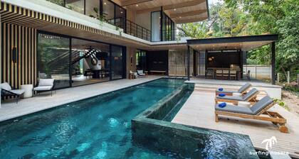 La Bandida luxury villa Guiones