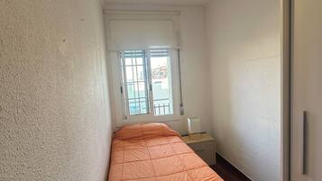 2 slaapkamers, wifi, beddengoed