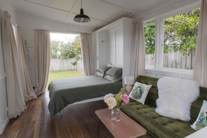 2 chambres, fer et planche à repasser, Wi-Fi gratuit, draps fournis