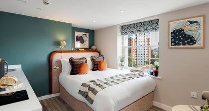 Colston Street - Your Apartment