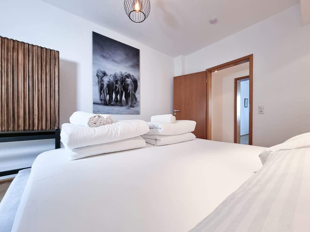 1 dormitorio, escritorio, wifi y ropa de cama