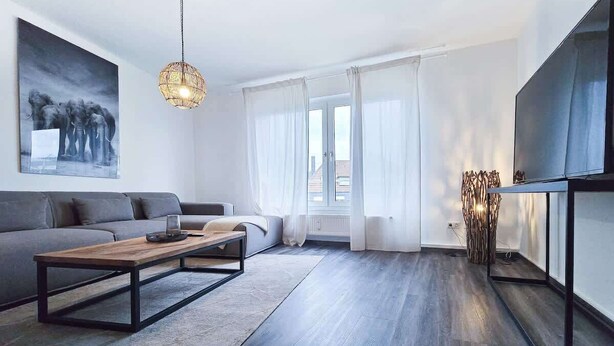 Unclassified image, 1 of 19, button - Alpha Apartments: Central 1BR, Near Main Station (Essen)