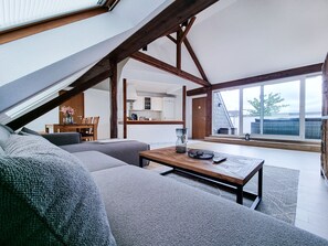 تلفزيون ذكي