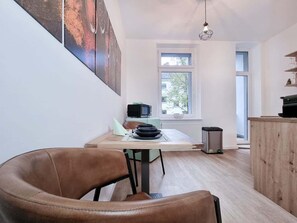 Dining - Alpha Apartments: Comfort, Style & Flair | Central (Dortmund)