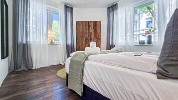 3 bedrooms, WiFi, bed sheets