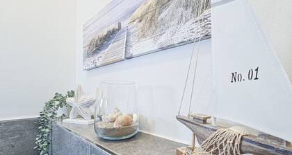 Alpha Apartments: 2BR Oasis! Design,Flair,Comfort