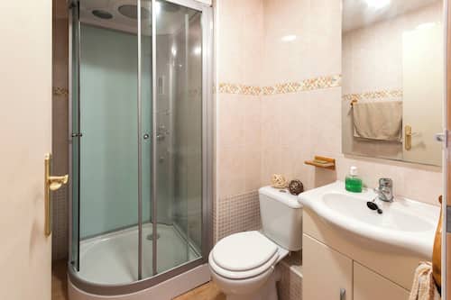 Apartment | Bathroom