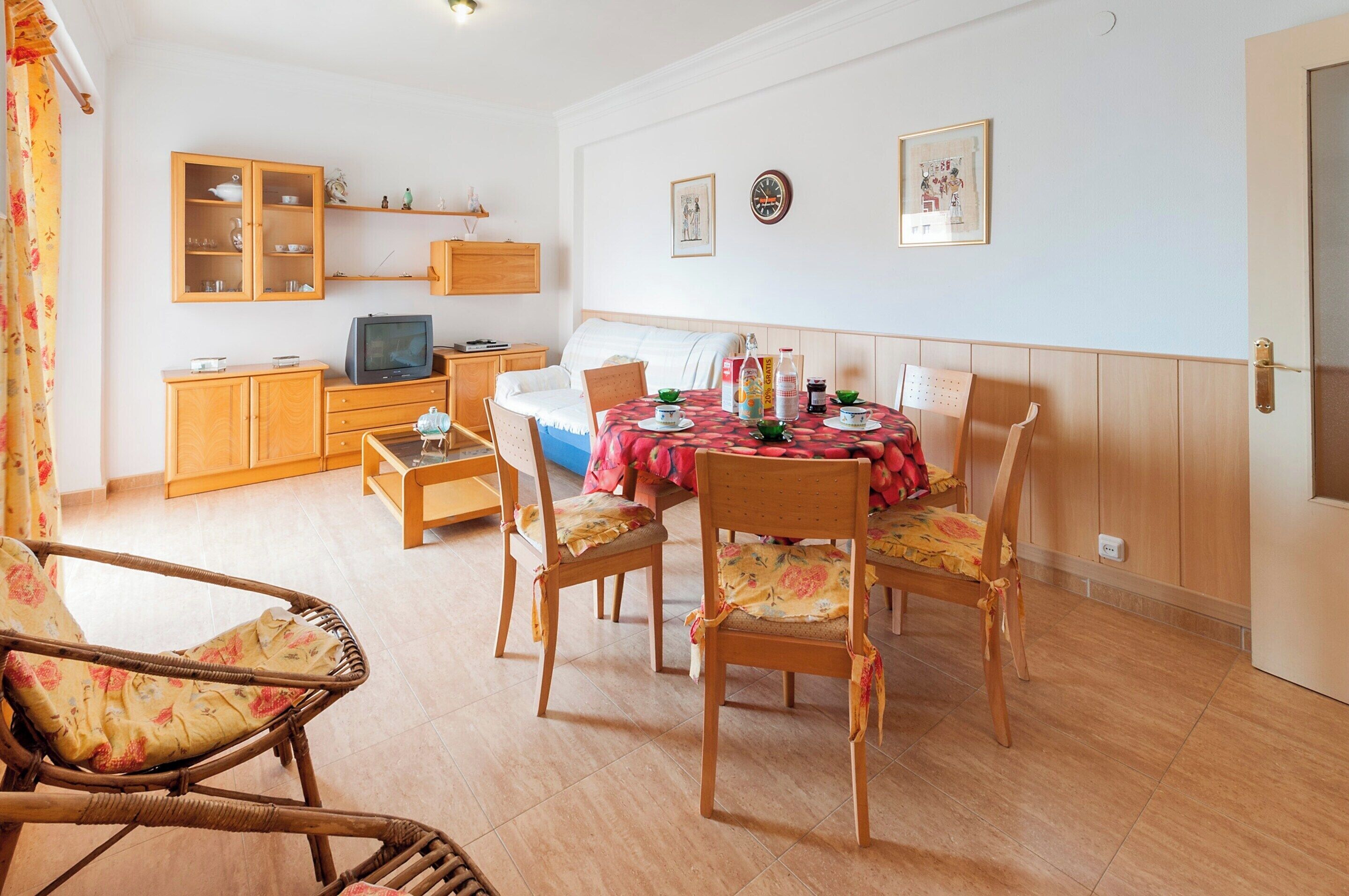 Apartment | Dining